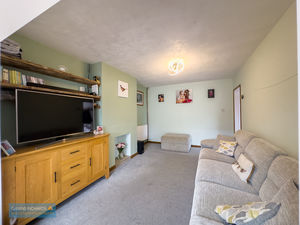 Sitting Room- click for photo gallery